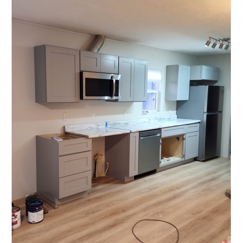 - 1125 Russel St